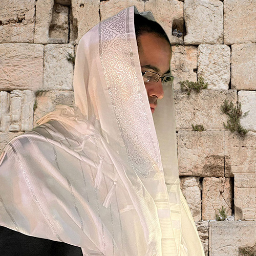 טלית "מופת" חתנים גודל 60 - 185×140 ס״מ פסים כס