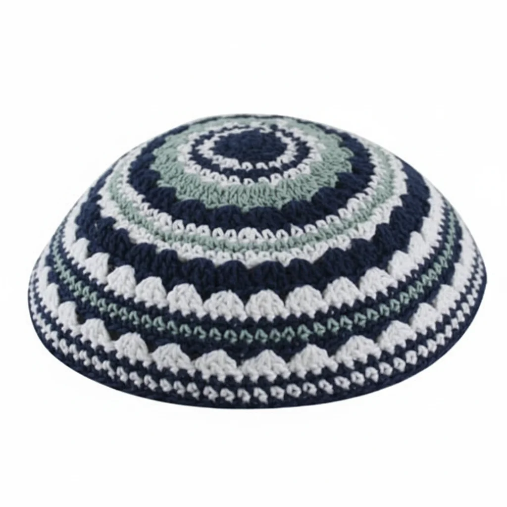 כיפה סרוגה שטיח 18 ס״מ כחול ירוק בהיר ולבן