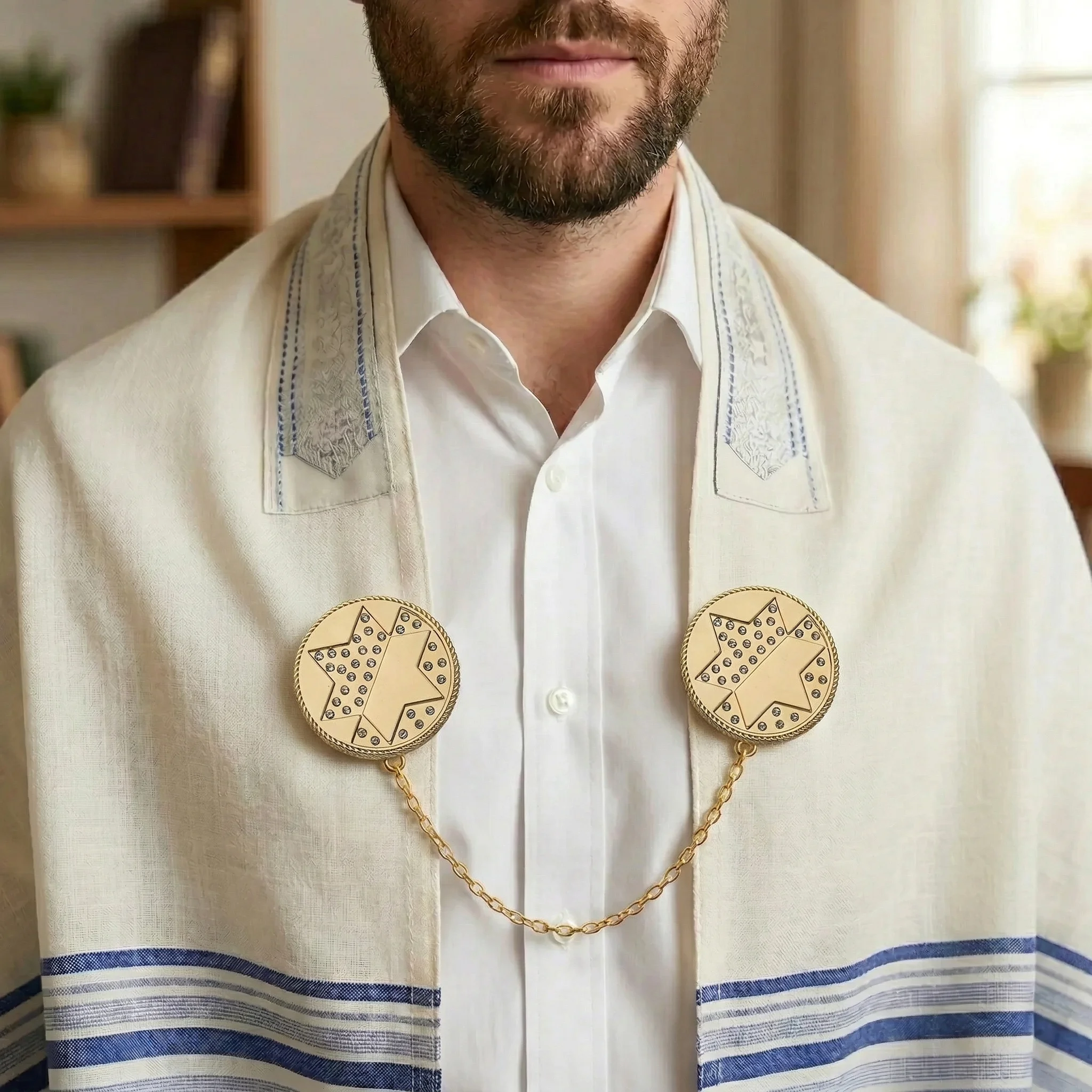 קליפס לטלית גימור זהב עם שרשרת 9 ס״מ