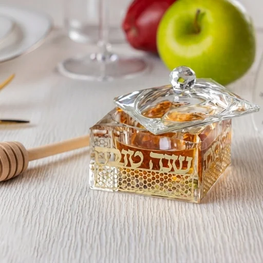כלי מהודר לדבש מקריסטל עם פלקטה 7×7 ס״מ